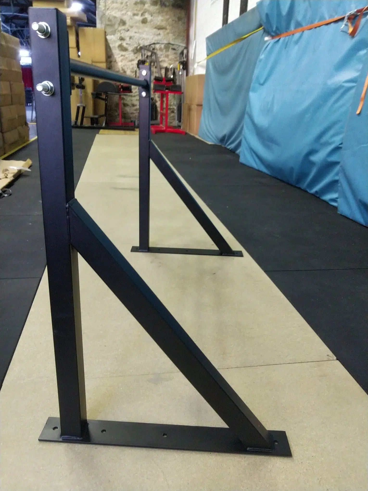 Poste à traction mural / pull-up 100/76/66CM – Image 4