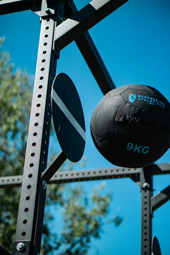 Wall ball 9KG sur target
