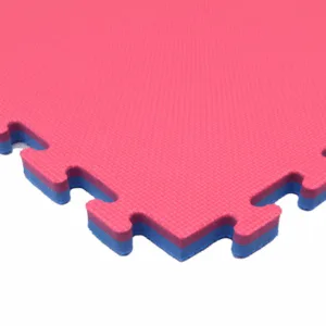 eva tatami classique rouge et bleu