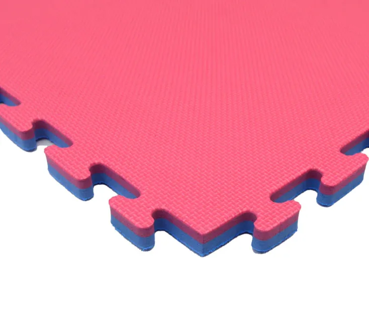 eva tatami classique rouge et bleu